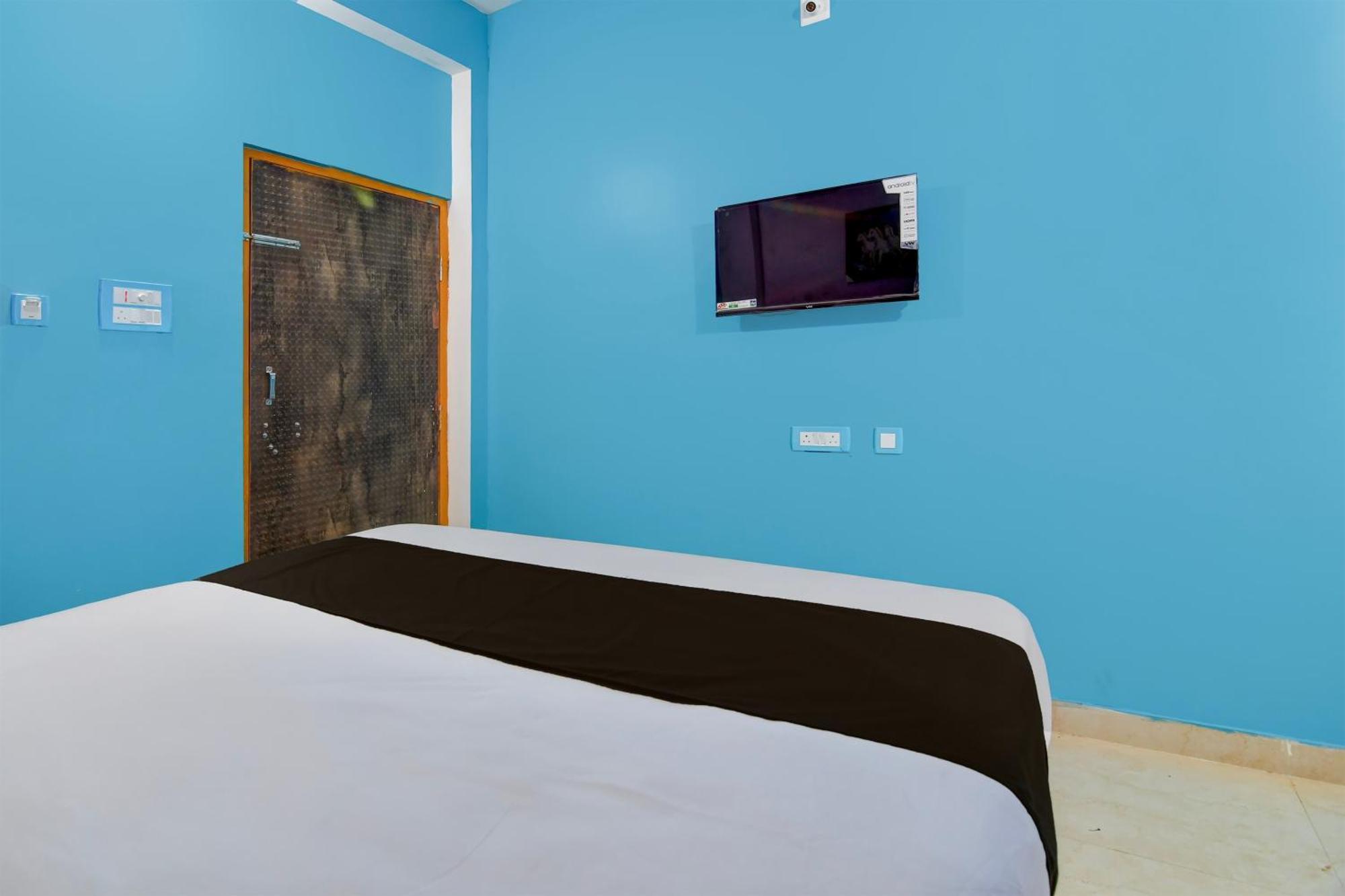 Hotel O Blue Valley Khandagiri Esterno foto