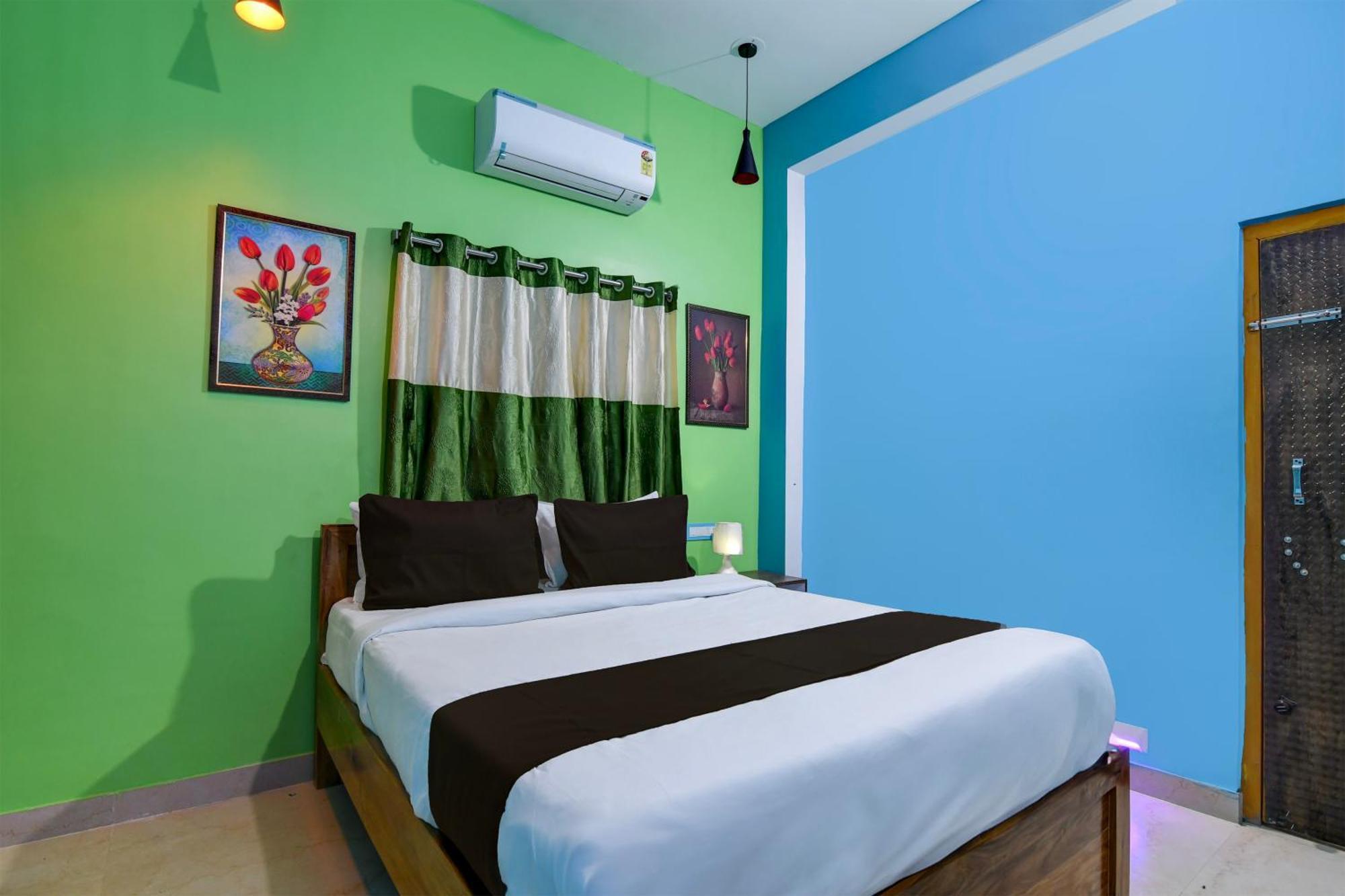 Hotel O Blue Valley Khandagiri Esterno foto