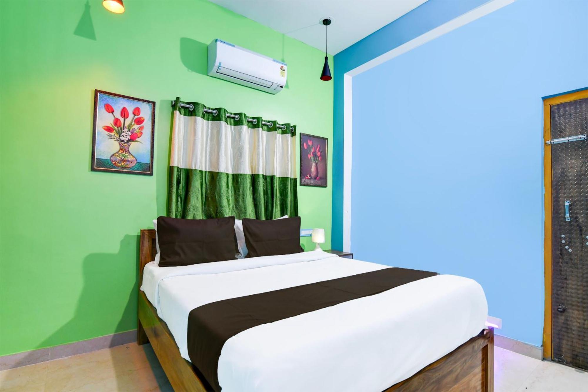 Hotel O Blue Valley Khandagiri Esterno foto