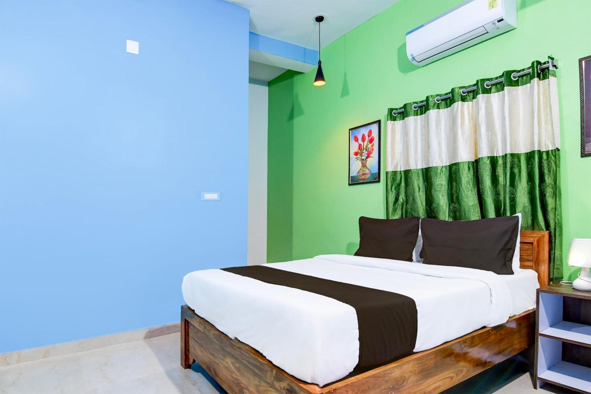 Hotel O Blue Valley Khandagiri Esterno foto